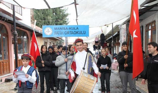 Minik davulcular mahalleleri şenlendirdi