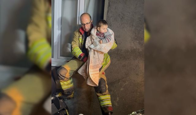 Selde mahsur kalan 11 kişilik aileyi itfaiye kurtardı