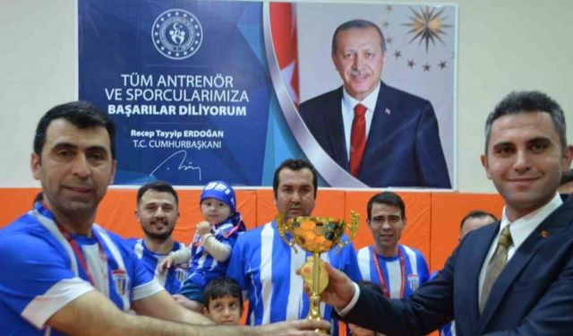 Selendi Kaymakamlık Kupası, Belediye Spor’un oldu