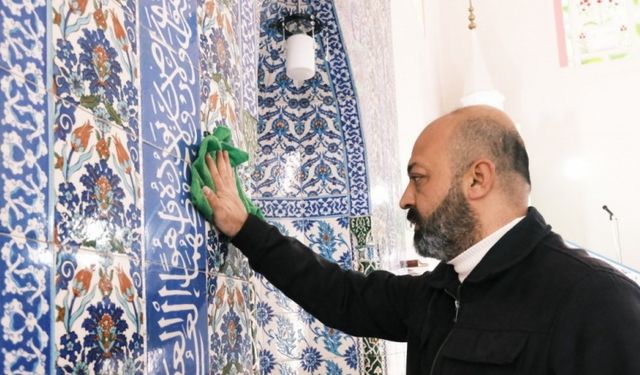 Yunusemre’de ibadethaneler ramazana hazırlanıyor