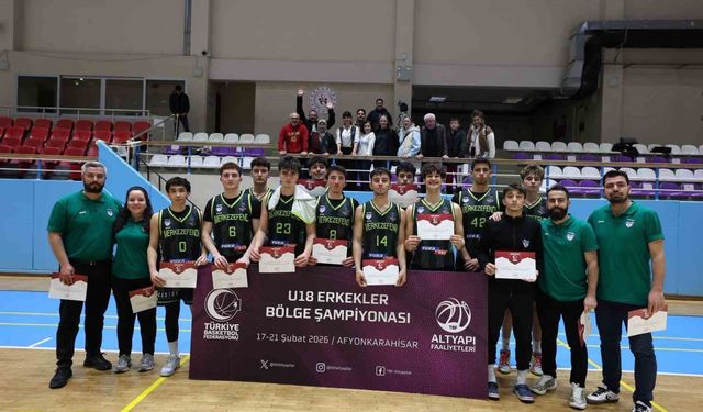 Merkezefendi Belediyesi U18 Erkek Basketbol Takımı Afyonkarahisar'da namağlup şampiyon oldu