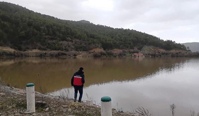 Pazarlar'da sulama göletlerinde su ürünleri denetimi