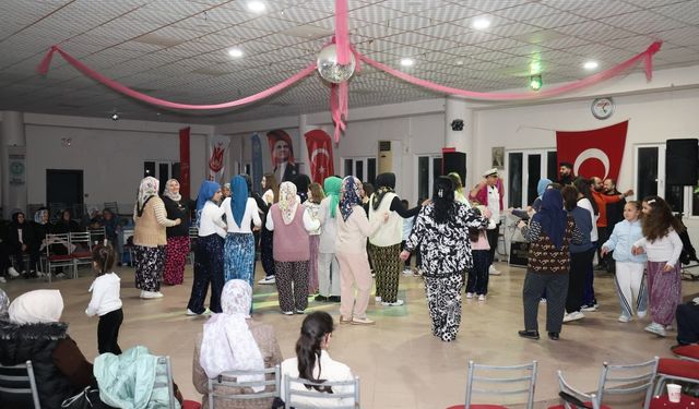 Aşağiçobanisa'da Şalvar Gecesi coşkusu