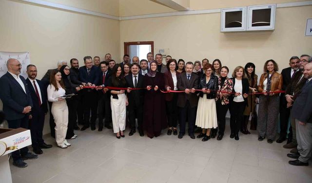 MCBÜSEM'de yeni bilgisayar laboratuvarı hizmete açıldı