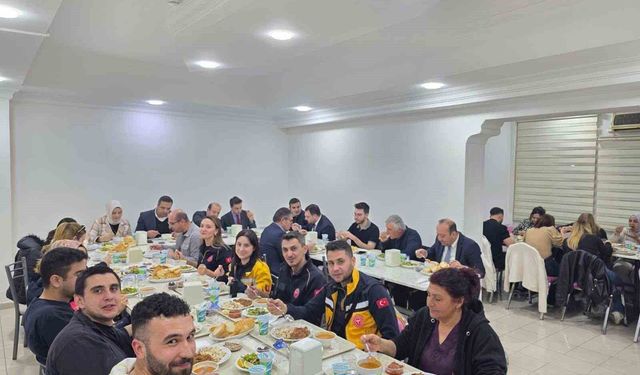 Sağlıkçılar iftar sofrasında buluştu