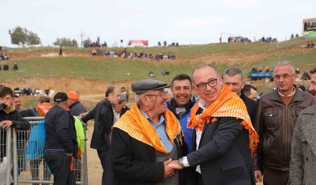 Turgutlu'da deve güreşleri heyecanı yaşanacak