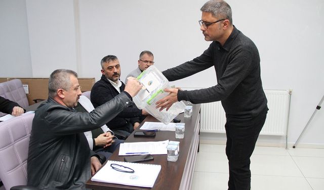 CHP'li belediyenin meclisinde CHP listeleri destek bulamadı