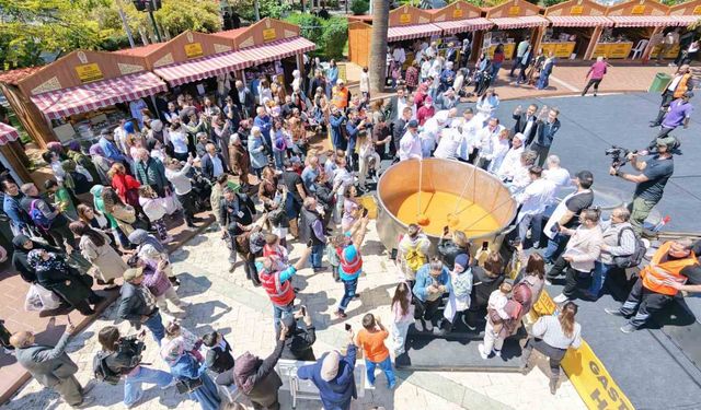 Dev tencereden 5 bin kişiye çorba