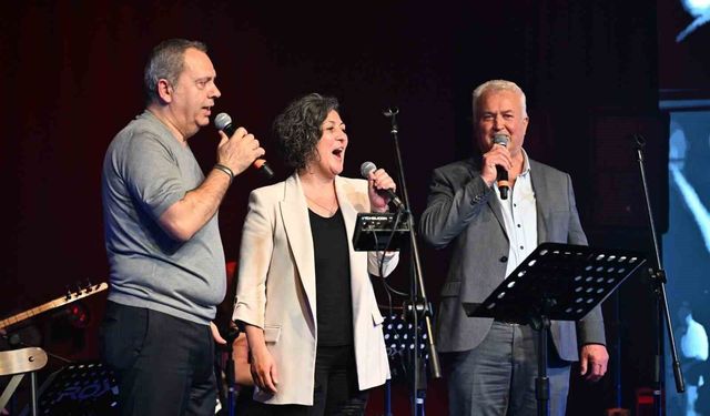 Manisa'da 'Ustalara Saygı' gecesine büyük ilgi