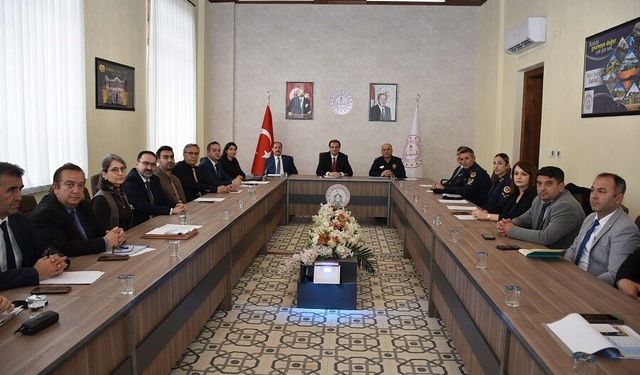 Salihli'de bağımlılıkla mücadele toplantısı gerçekleştirildi