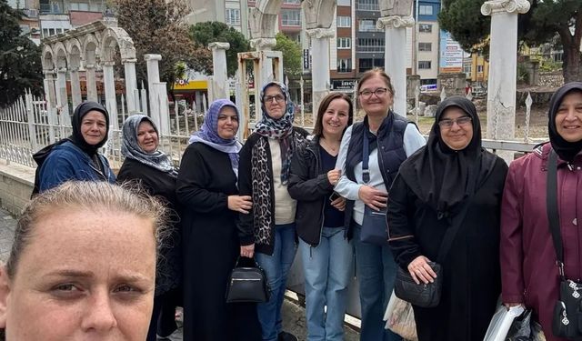 Saruhanlı Halk Eğitim’den Akhisar Gezisi