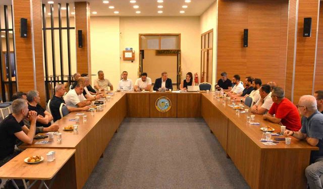 Başkan Özkasap'tan zeytinyağı sektörüne birlik ve modernizasyon çağrısı