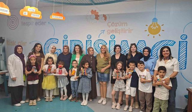 Bilim Yunusemre'de Anneler Günü etkinliği