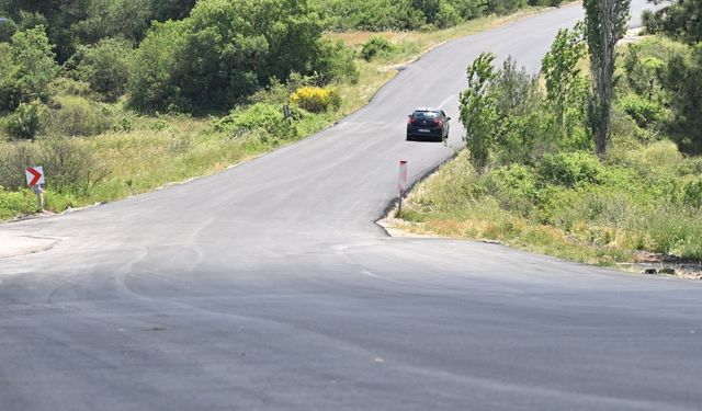Büyüksümbüller ile Ortaköy arasındaki yol sıcak asfaltla yenilendi