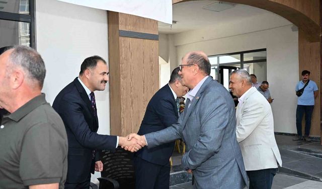 Demirci'de geleneksel bayramlaşma programına yoğun katılım