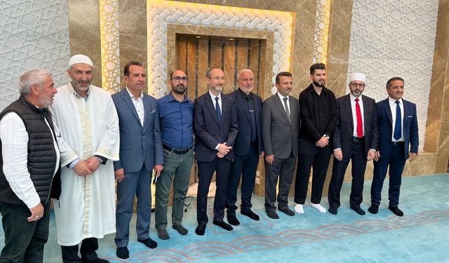 Fransa’da Gönülleri Buluşturan Açılış: DİTİB -Vernon ULU Camii İbadete Açıldı