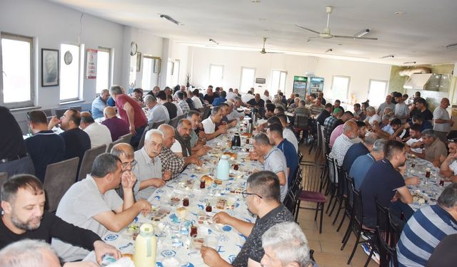 Manisa Kamyoncular Kooperatifi'nden Bayramlaşma Programı