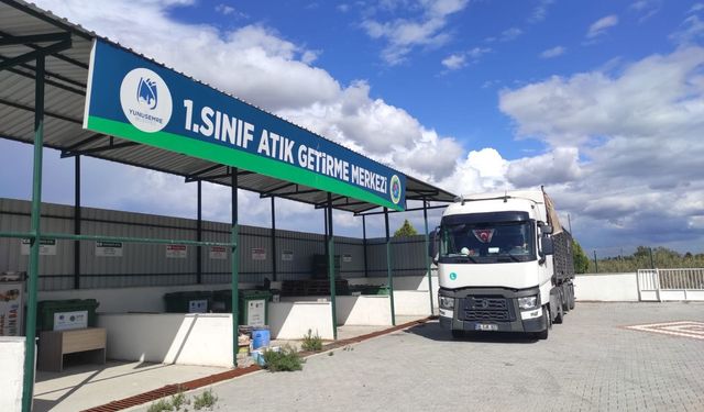 Yunusemre’de 3 Yılda 5 Bin 80 Kilogram Atık İlaç Bertaraf Edildi