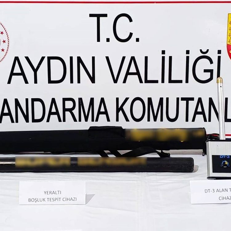 Bozdoğan'da kaçak define arayışı yapan şahıslar suçüstü yakalandı