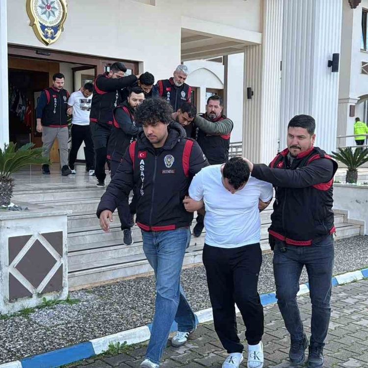 Fethiye'de aranan şahıslara operasyon: 3 tutuklama