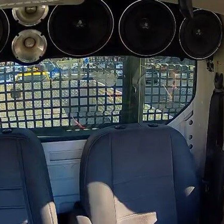 İzmir'de sürücüye darp olayıyla ilgili polislere idari işlem