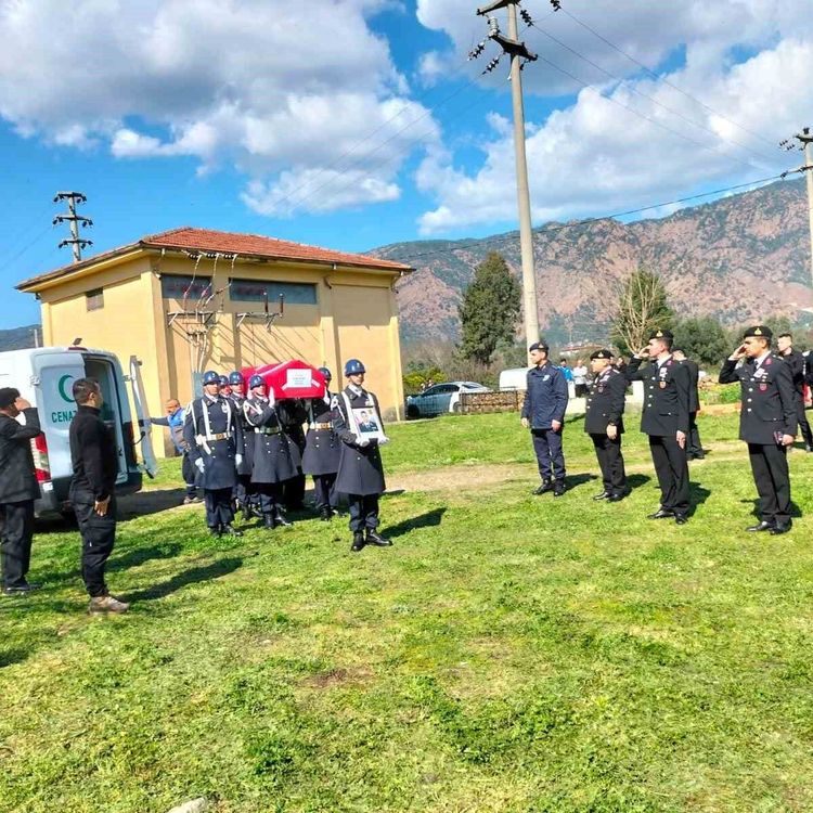 Kalbine yenilen Uzman Çavuş Keskin Köyceğiz'de toprağa verildi