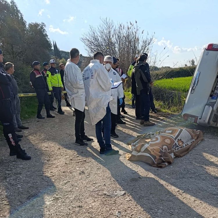 Yaşlı adam tarla komşusunu ezerek öldürdü