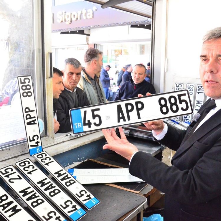 Manisa'da APP plaka yoğunluğu: 2 günde bin plaka değiştirildi