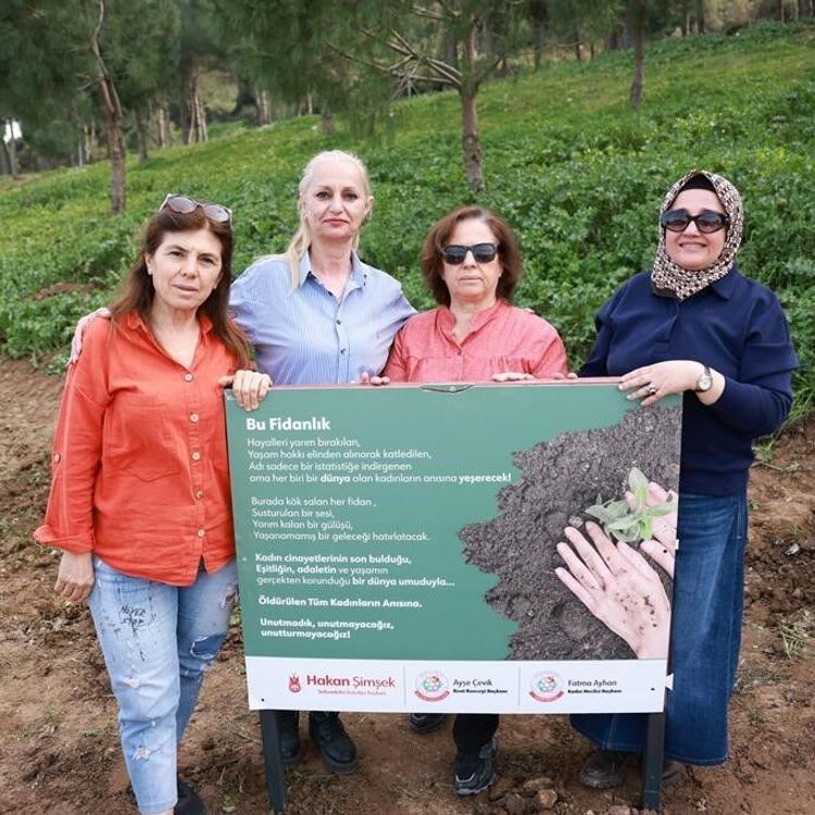 Cinayete kurban giden kadınlar anısına fidan dikildi