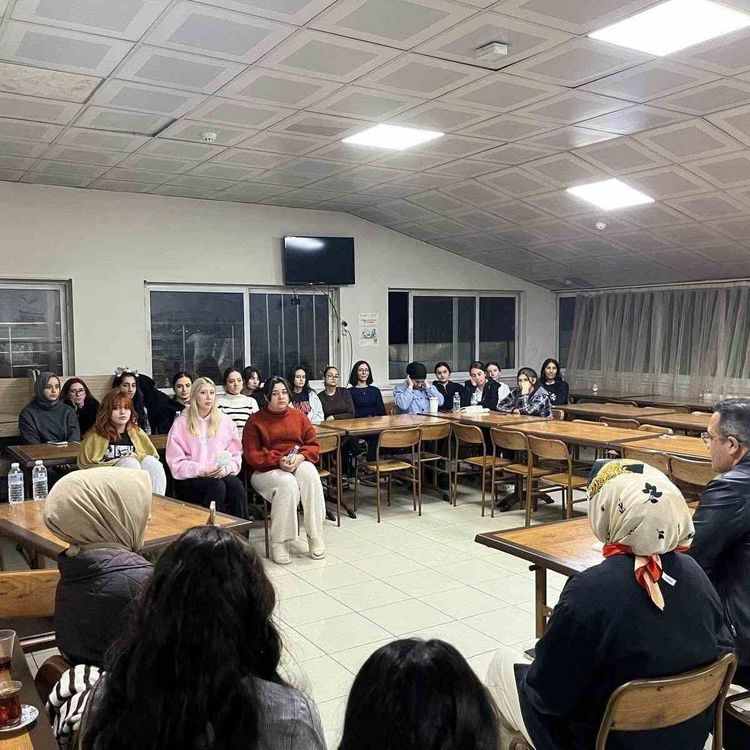 Kaymakam Dalak öğrencilerle eski Ramazan geleneklerini yaşadı