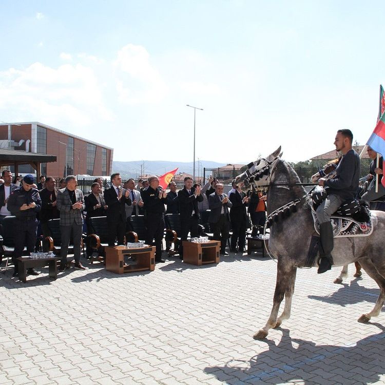 Kula'da nevruz bayramı kutlandı