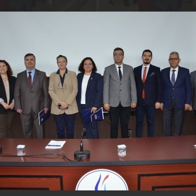 MCBÜ'de 'Yeni küresel ekonomide vergilendirme ve Türkiye' paneli düzenlendi