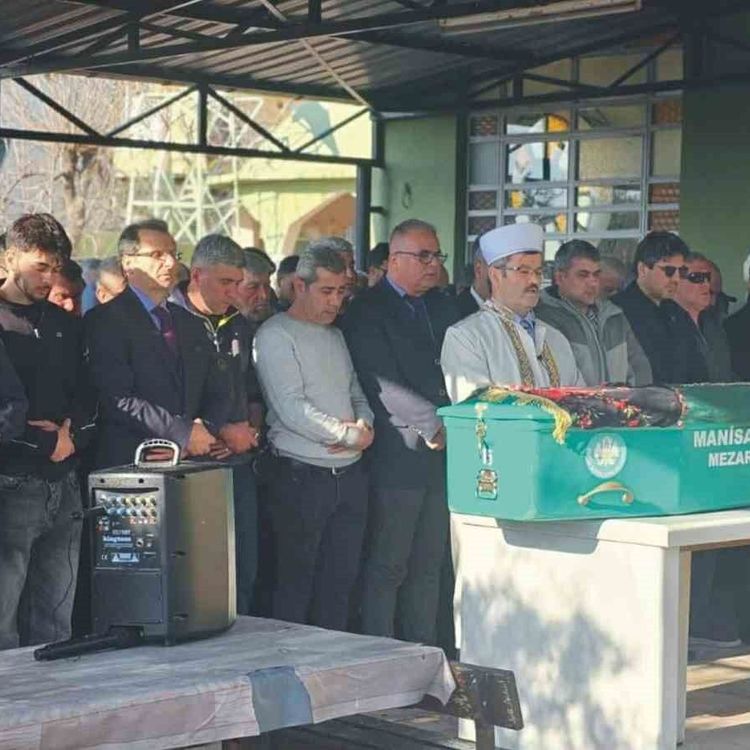 Salihli'de şehit annesine son görev