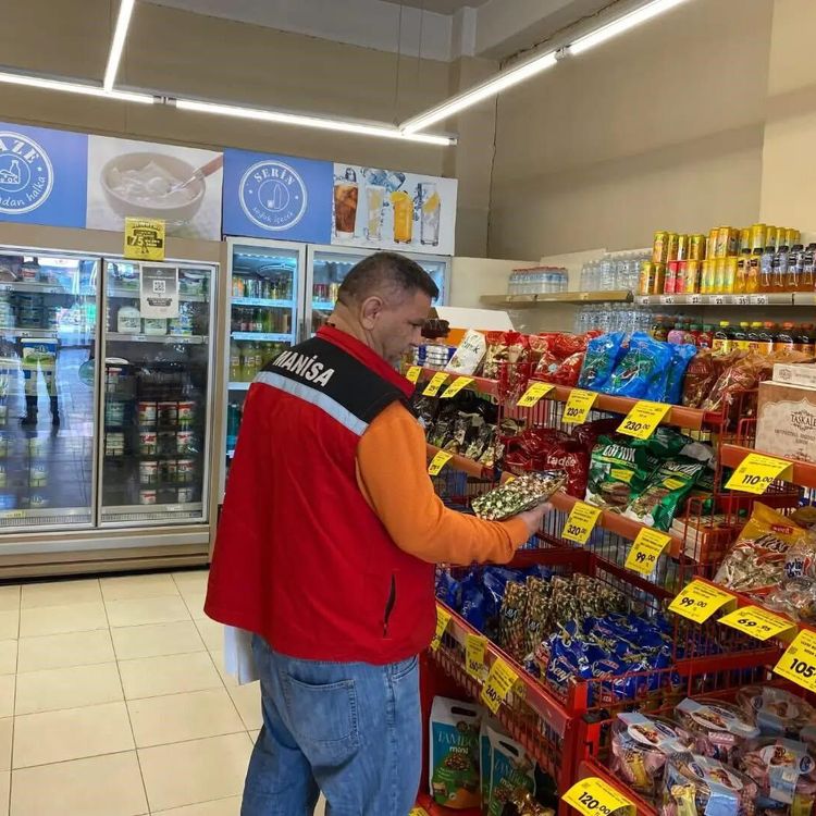 Sarıgöl'de gıda işletmeleri mercek altında