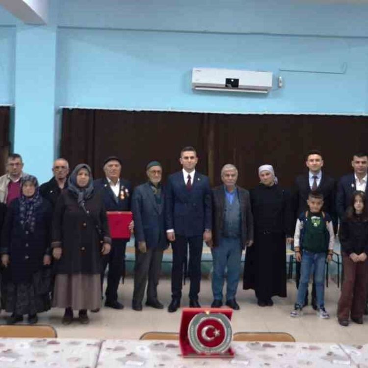 Selendi'de şehit aileleri ve gaziler onuruna iftar yemeği