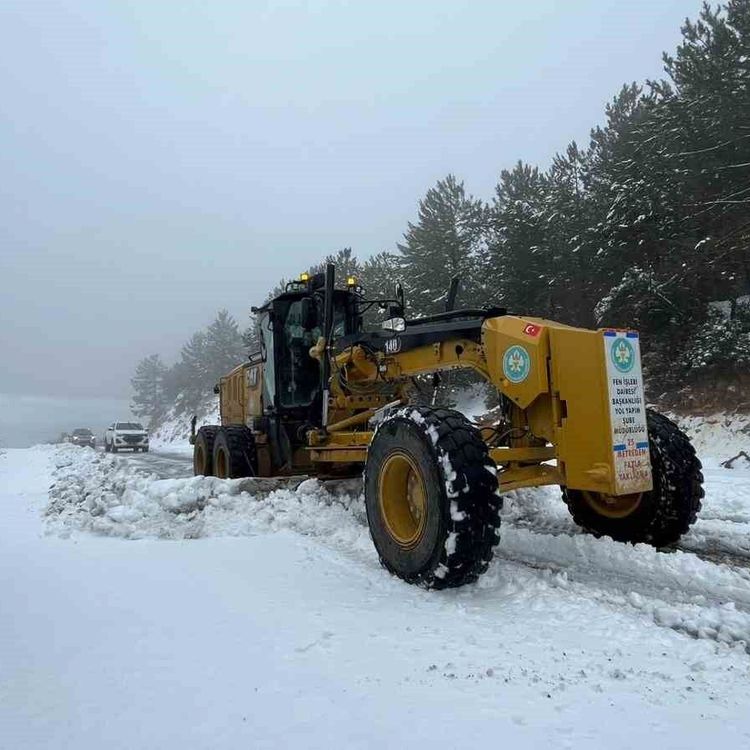 Spil Dağı Milli Parkında kar mesaisi