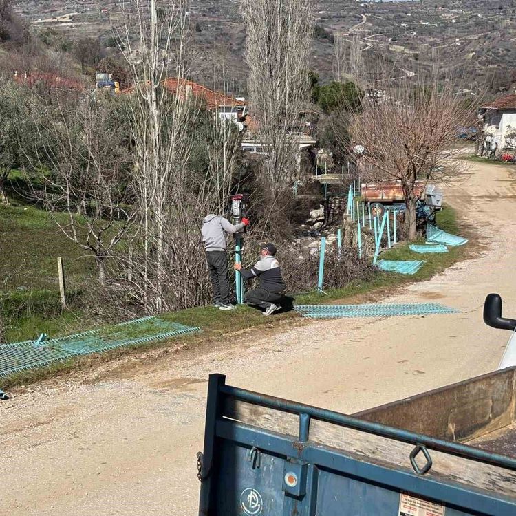 Tehlike arz eden dereler güvenli hale getiriliyor