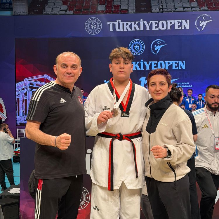 Manisalı Sporcu Engin Ayaz Şahin’den Uluslararası Başarı