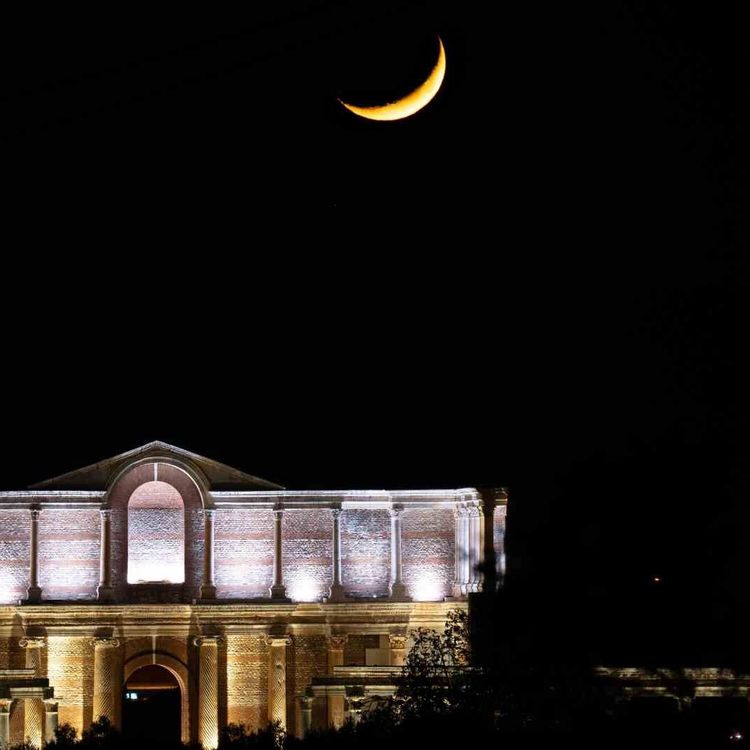 Antik kentte görsel şölen: Hilal, Gymnasium ile aynı karede