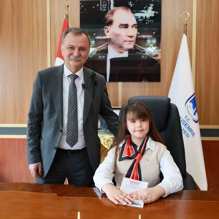 Başkan Balaban 23 Nisan'da koltuğunu çocuklara devretti