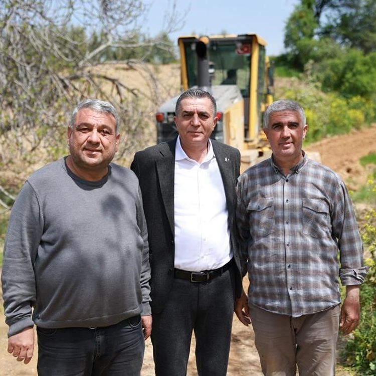 Başkan Şimşek ova yolu çalışmalarını sahada inceledi