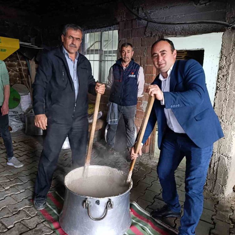 Gördes'te asırlık gelenek yaşatılıyor