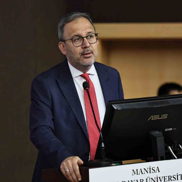 Kasapoğlu kamu yönetimi öğrencileriyle buluştu