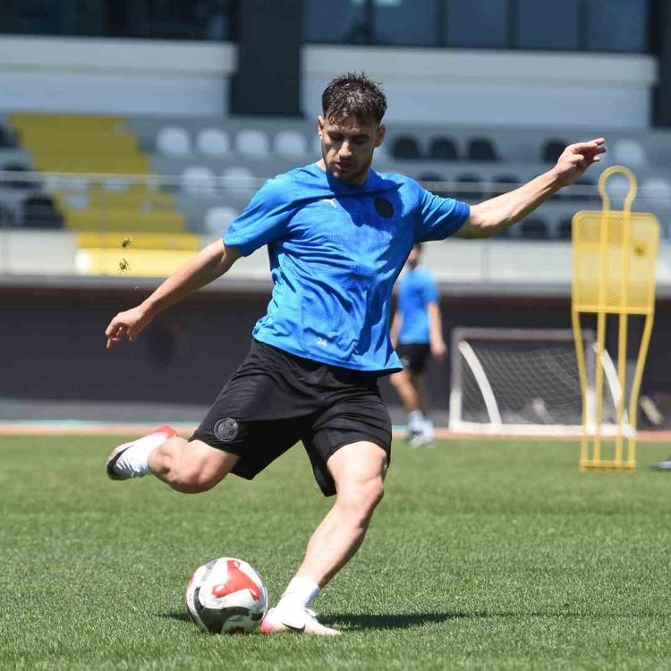 Manisa FK, Sakaryaspor maçı hazırlıklarına başladı