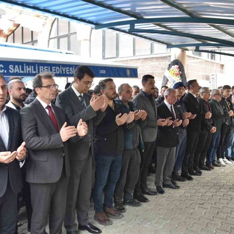 Manisa'da 17 yaşındaki Sude Gelen son yolculuğuna uğurlandı