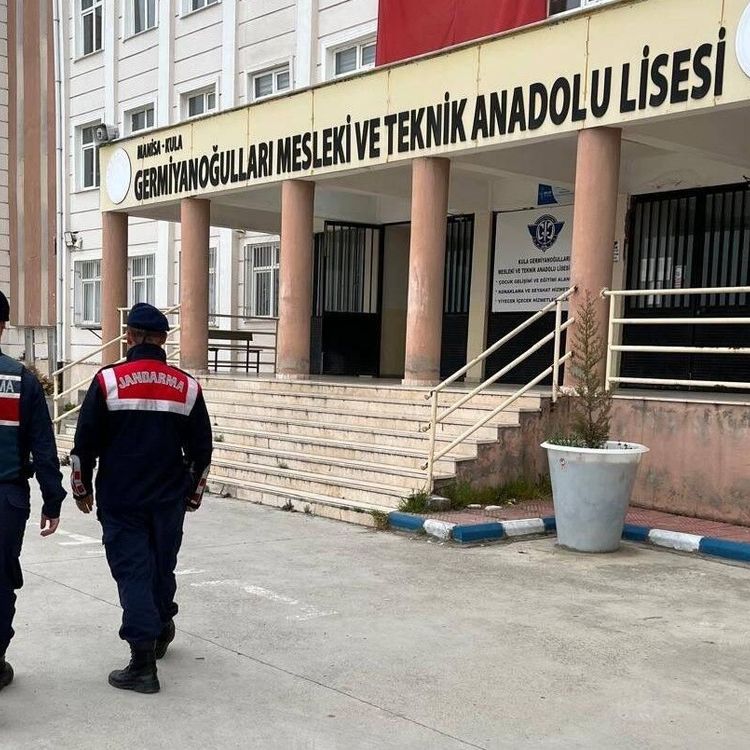 Manisa'daki okullarda güvenlik önlemleri artırıldı