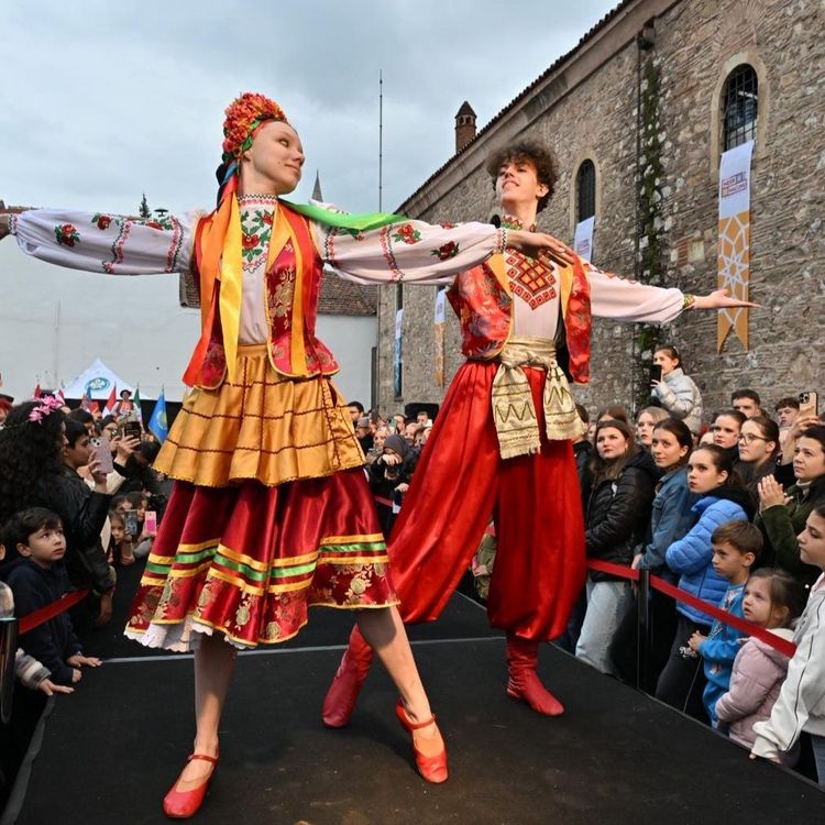 Mesir Festivali'nde kültürlerin zarafeti podyuma taşındı