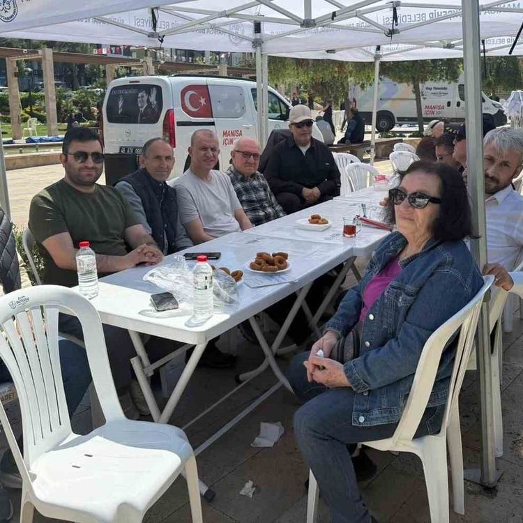 Şehit ailesinden duygulandıran vefa