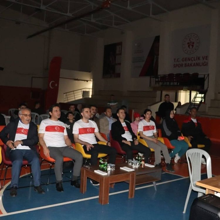 Selendi'de milli sevinç