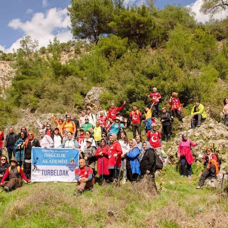 TURBELDAK'tan Ulubey Kanyonu'nda nefes kesen doğa yürüyüşü